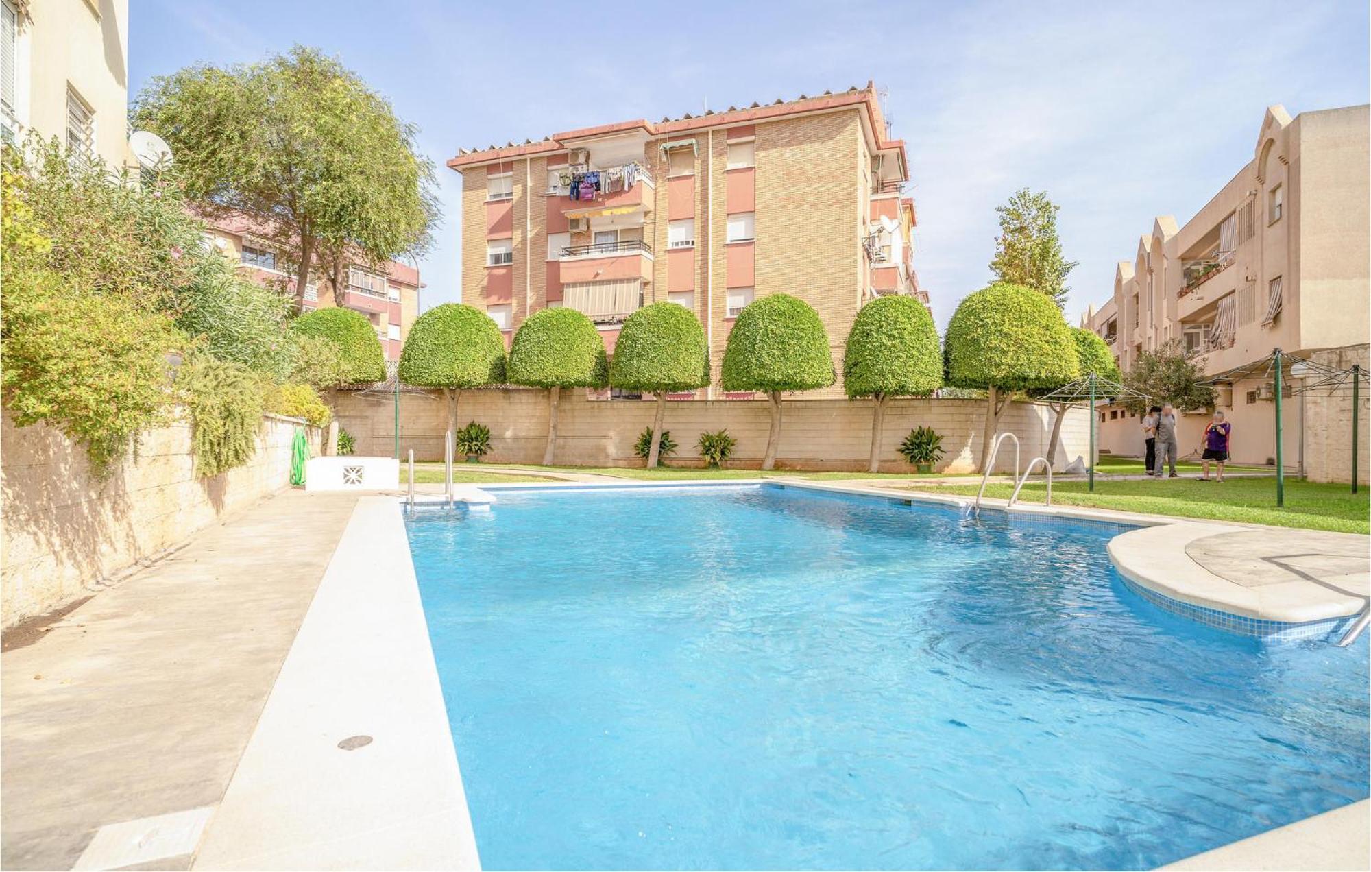 Cozy Apartment With Pool Torremolinos Exterior foto