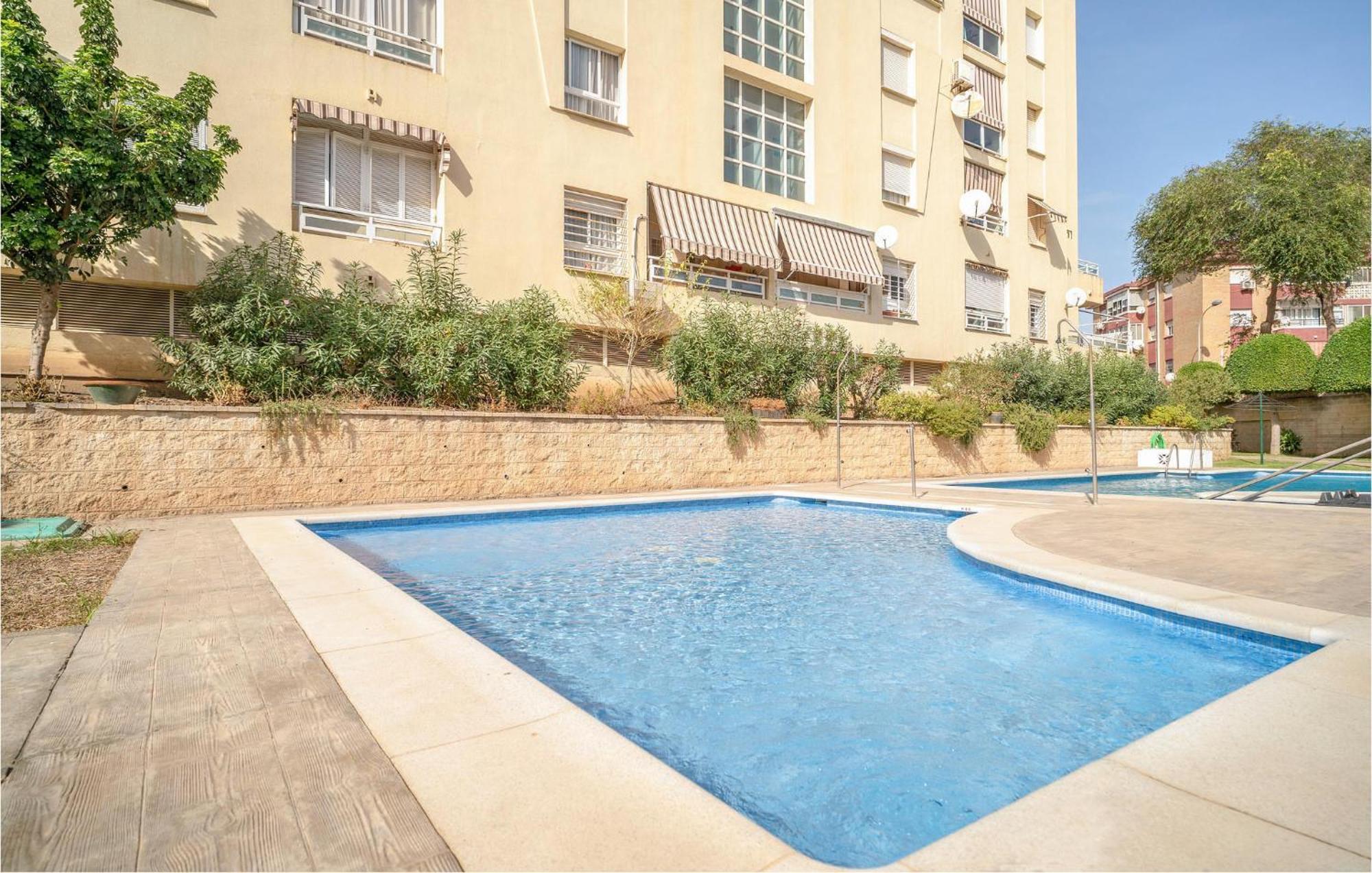 Cozy Apartment With Pool Torremolinos Exterior foto